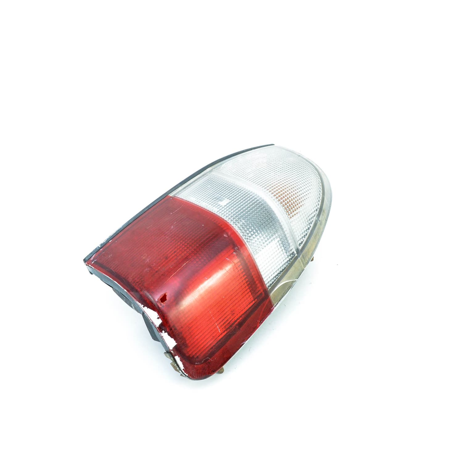 Right rear tail light Mitsubishi L 200 (K7T, K6T) 1996–2005 2.5 TD 4WD (K74T) 4D56 T 0431646 – 1