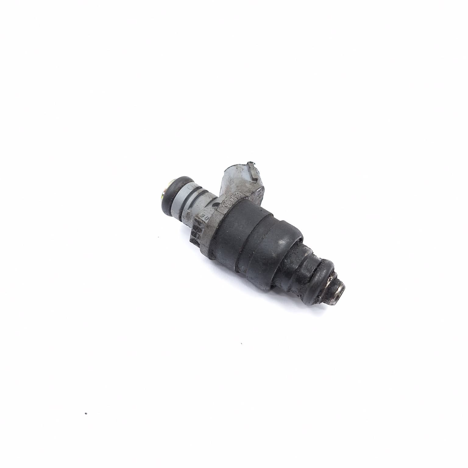 Fuel injector VW GOLF 5 2003–2009 1.6 06A906031BT – 1