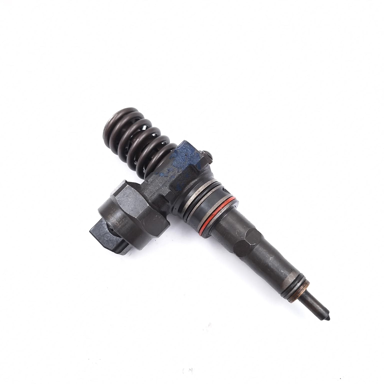 Fuel injector VW PASSAT B5, B5.5 1996–2005 1.9 TDI 038130073J – 1