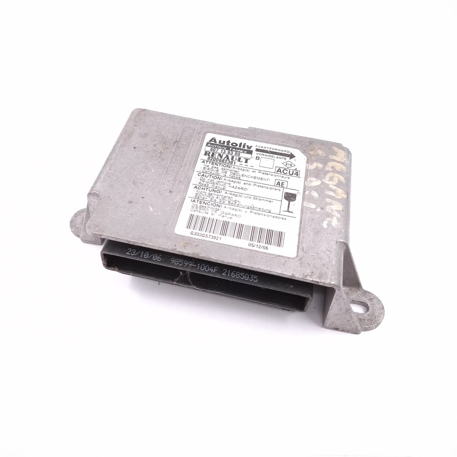 Airbag control module Renault MEGANE 2 2002–2010 8200682381 – 1