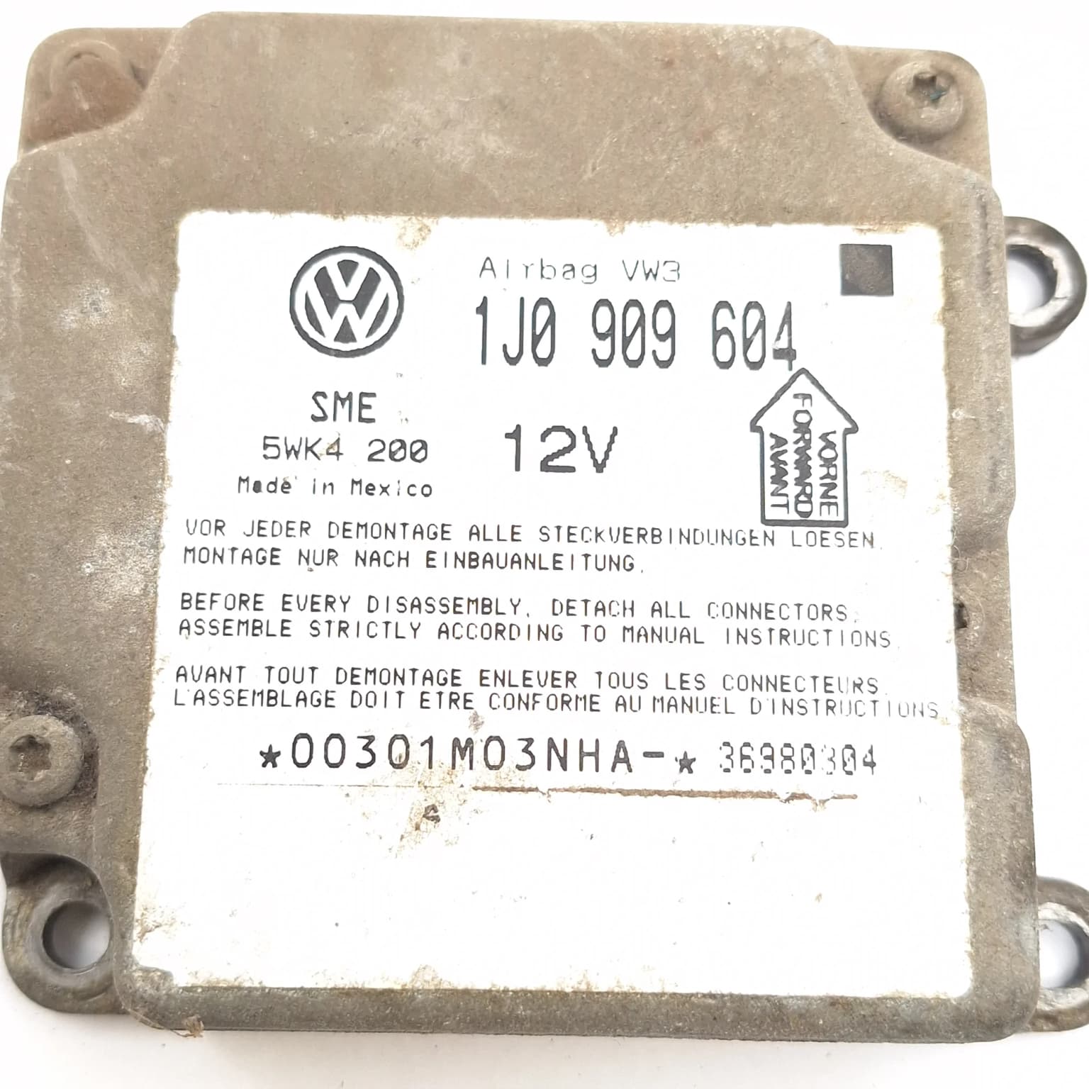 Airbag control module VW PASSAT B5, B5.5 1996–2005 1J0909604 – 1