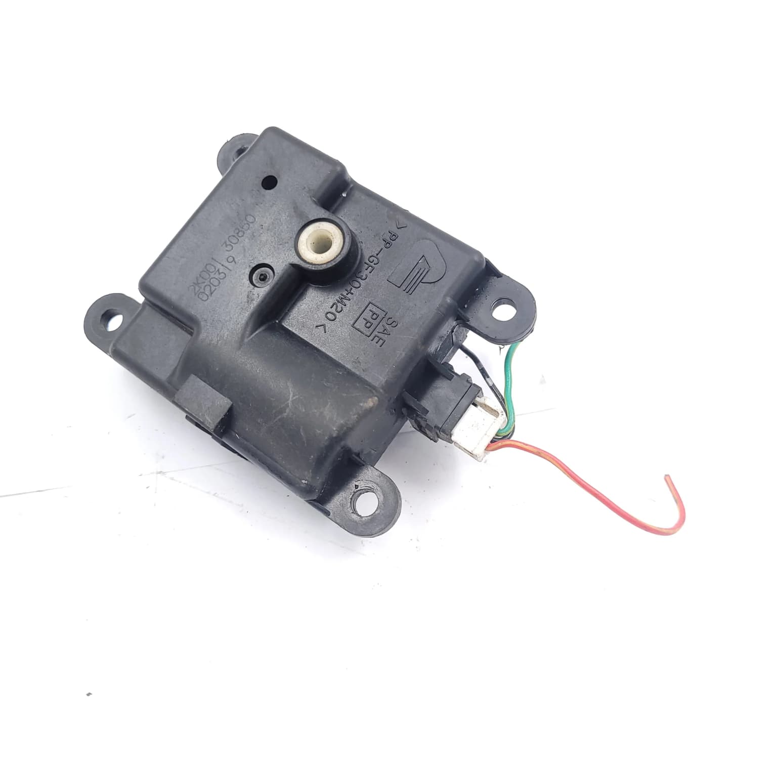 Electronic actuator Nissan PRIMERA (P12, WP12) 2002–2007 2K00130850 – 1