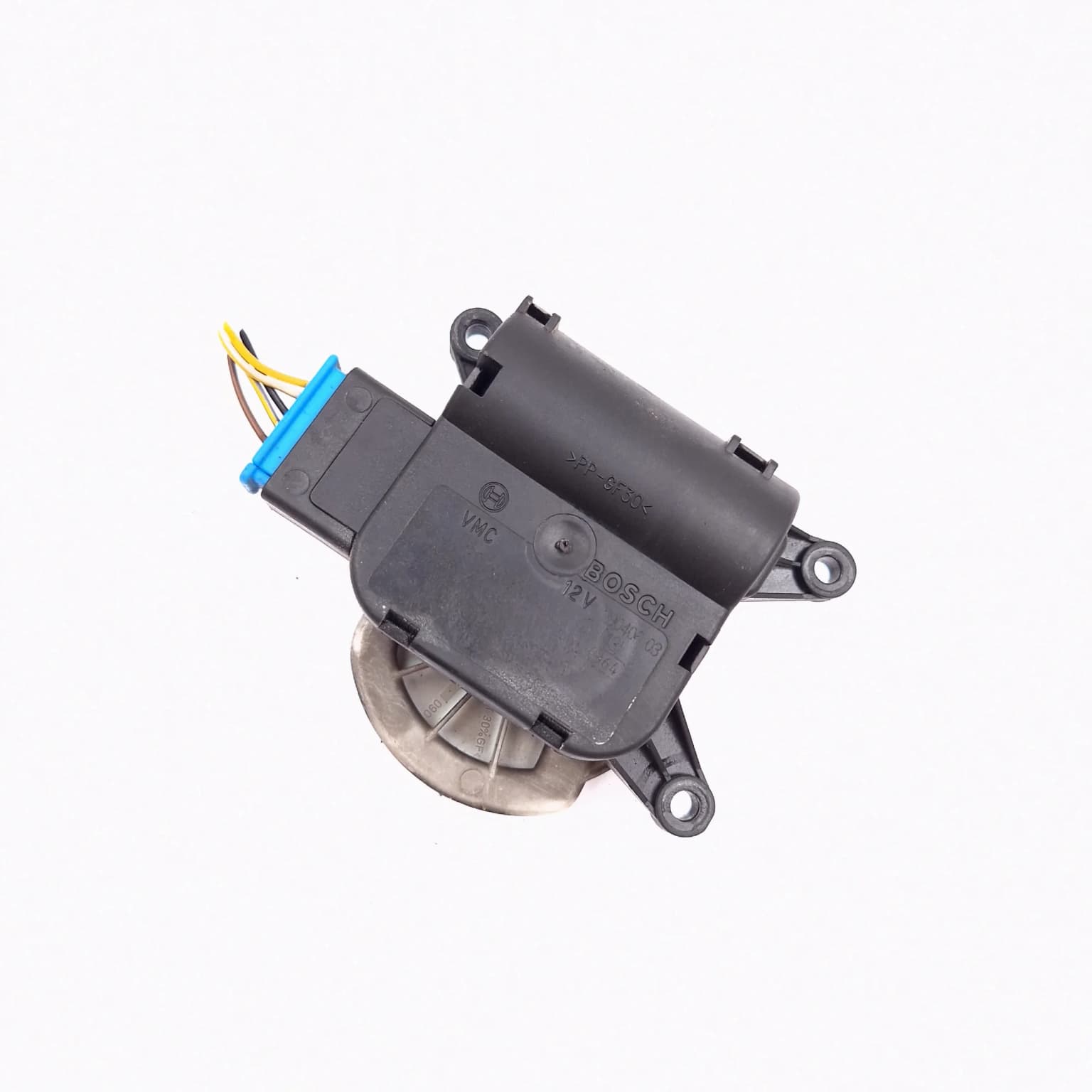 Electronic actuator Audi A4 B7 (8E) 2004–2008 2.0 TDI BPW 8E1820511C – 1