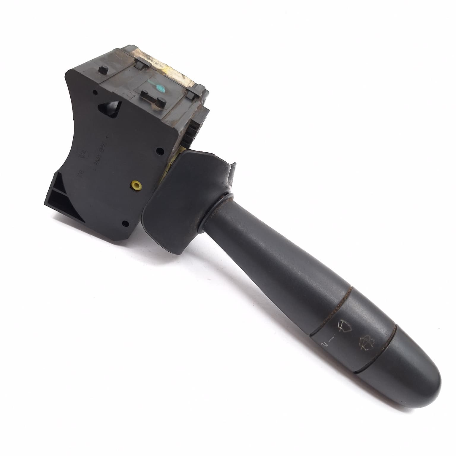 Wiper control stalk Dacia LOGAN (LS) 2004–2012 1.4 MPI LPG (LS0C) K7J 710 6001548107 – 1