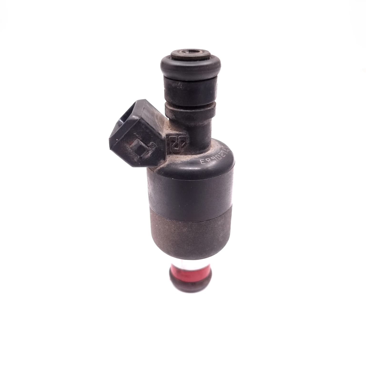 Fuel injector Daewoo LEGANZA (KLAV) 1997–2004 2.0 16V X 20 SED 17120683 – 1