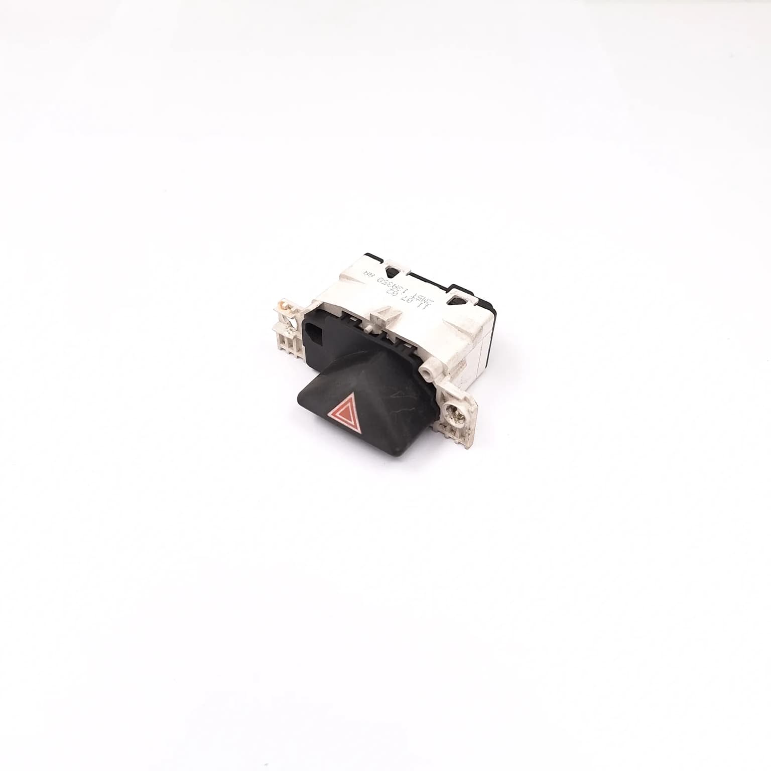Hazard light switch Ford FOCUS Mk 1 1998–2004 1.8 Turbo DI / TDDi C9DA 2M5T13A350AA – 1