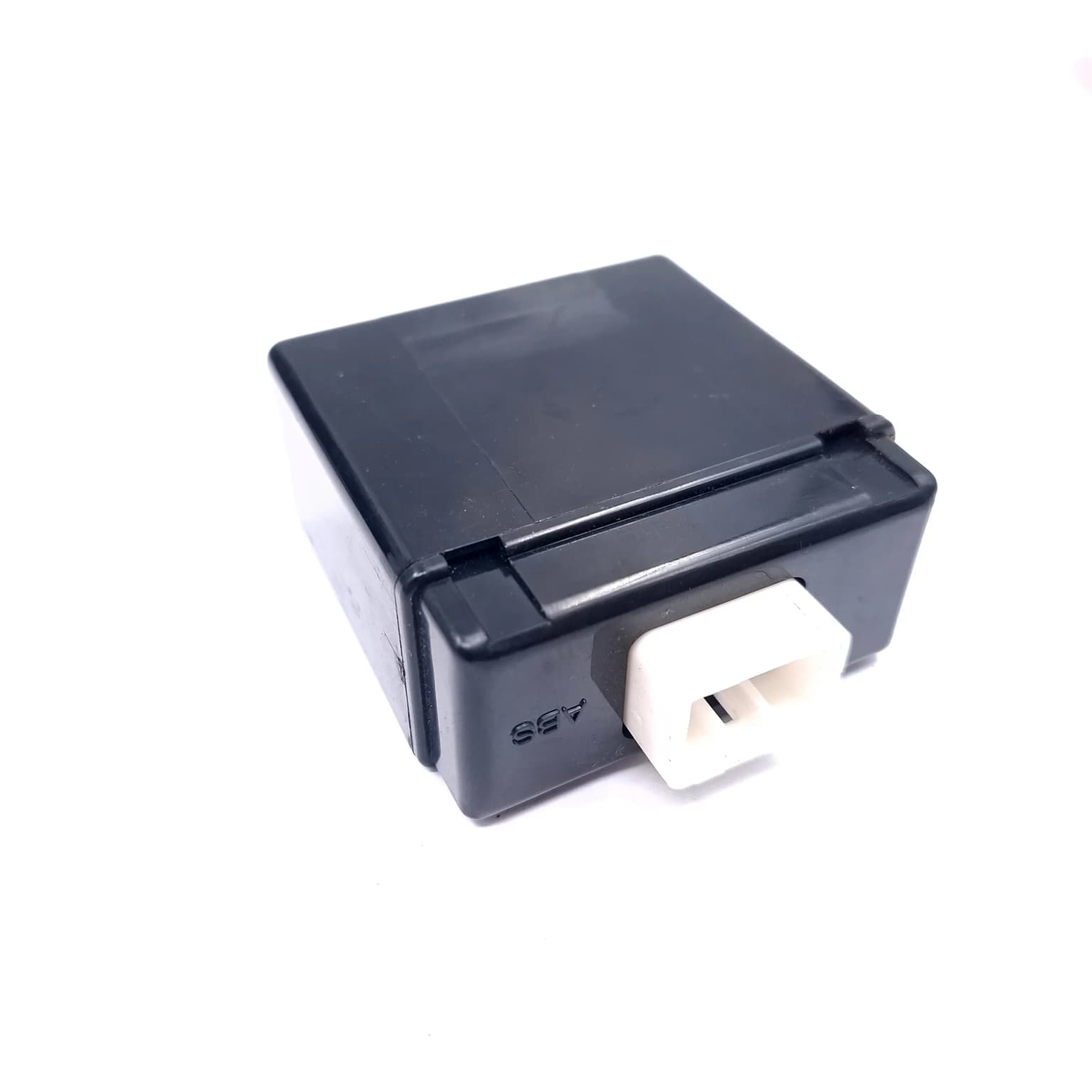 Relay Opel AGILA (A) (H00) 2000–2007 1.3 CDTI Z 13 DT 3886083E50 – 1