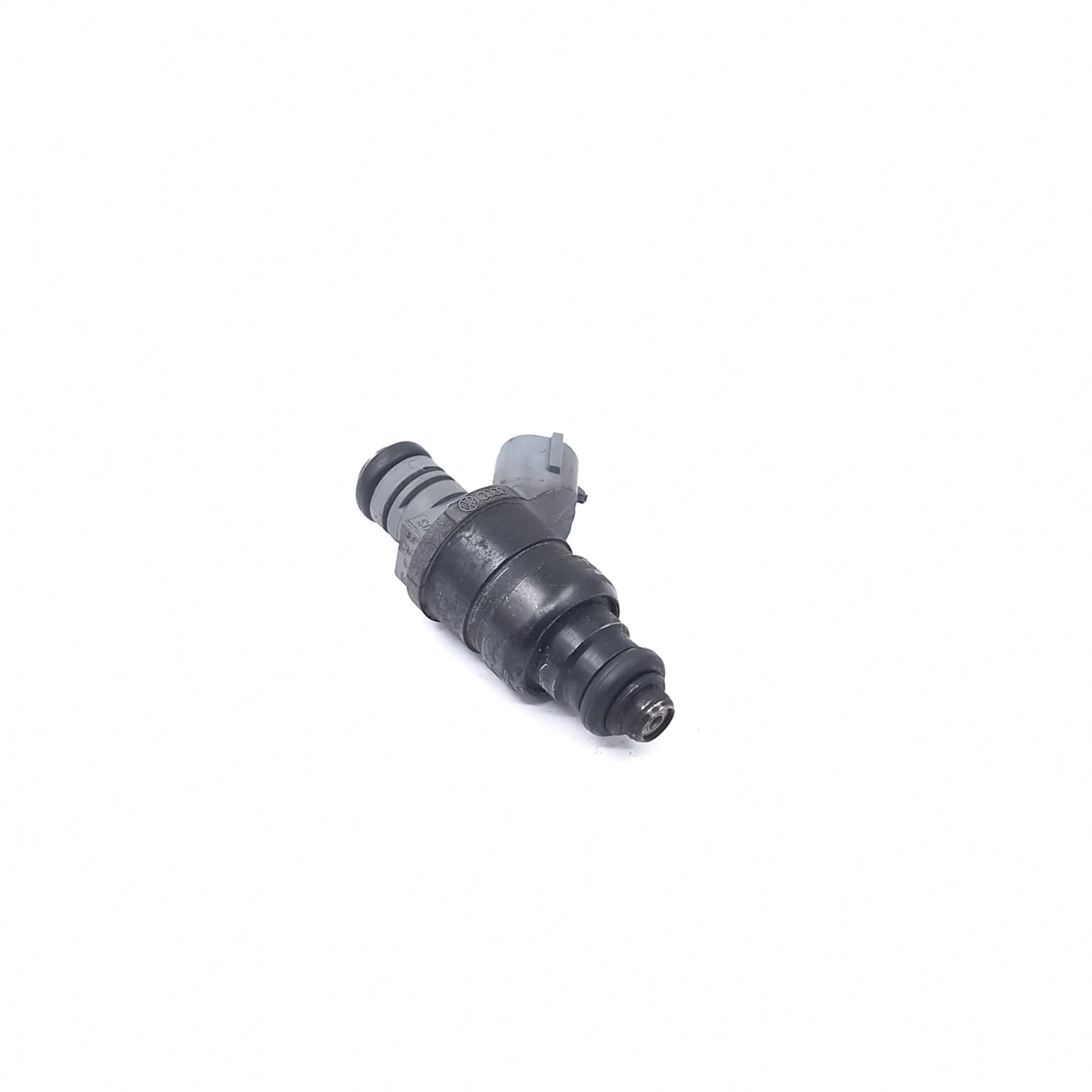 Fuel injector VW GOLF 5 2003–2009 1.6 06A906031BT – 1