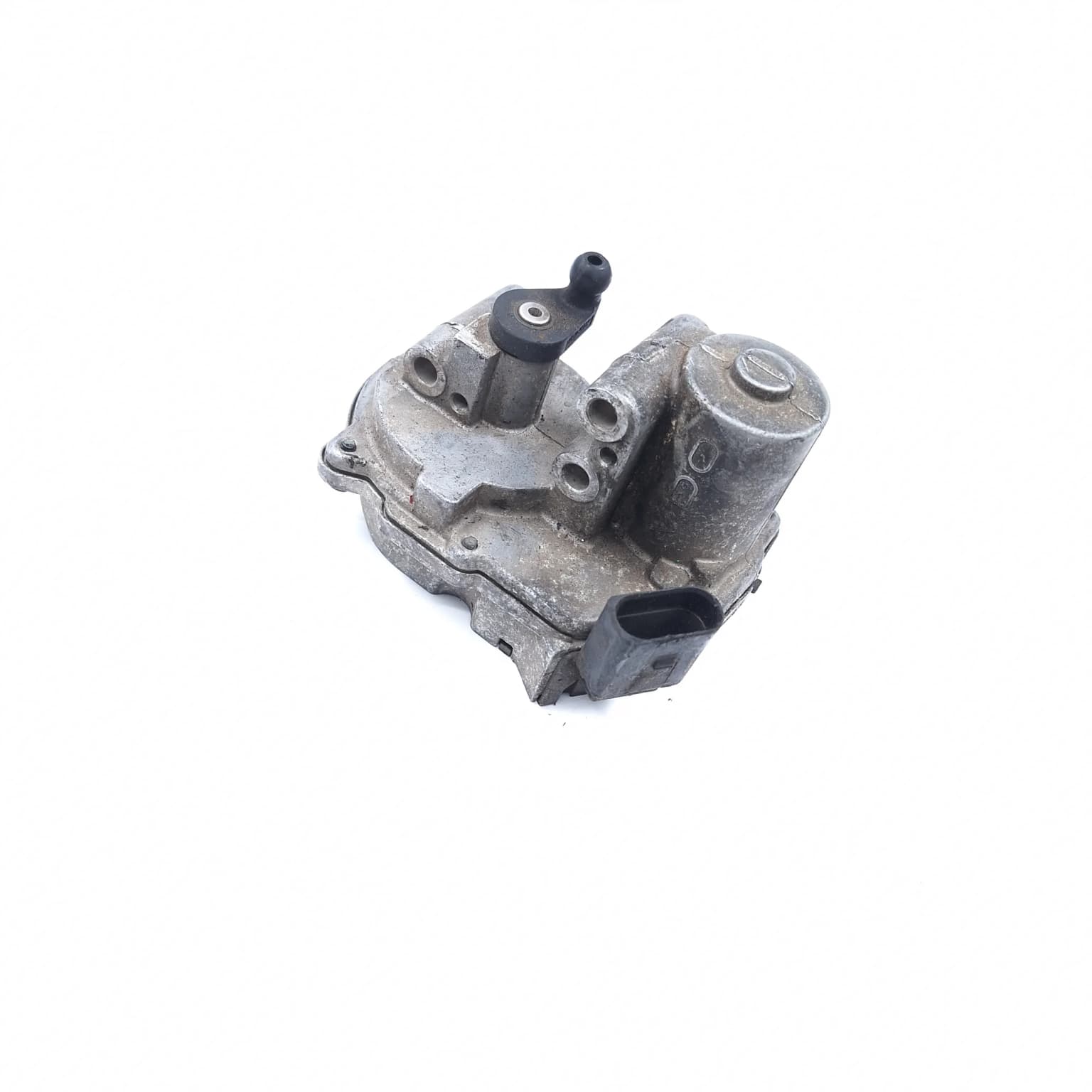 Electronic actuator VW TOUAREG (7L) 2002–2010 3.0 TDI A2C53308513 – 1