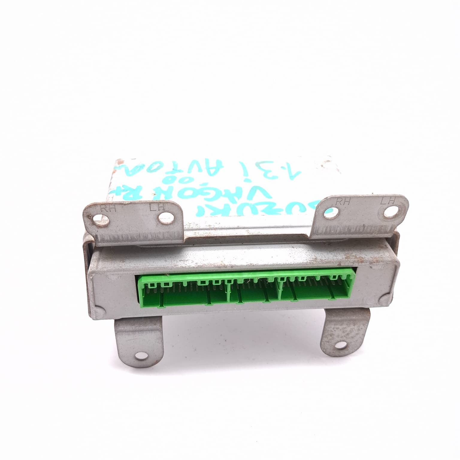 Engine control unit Suzuki WAGON R+ (EM) 1997–2000 – 1