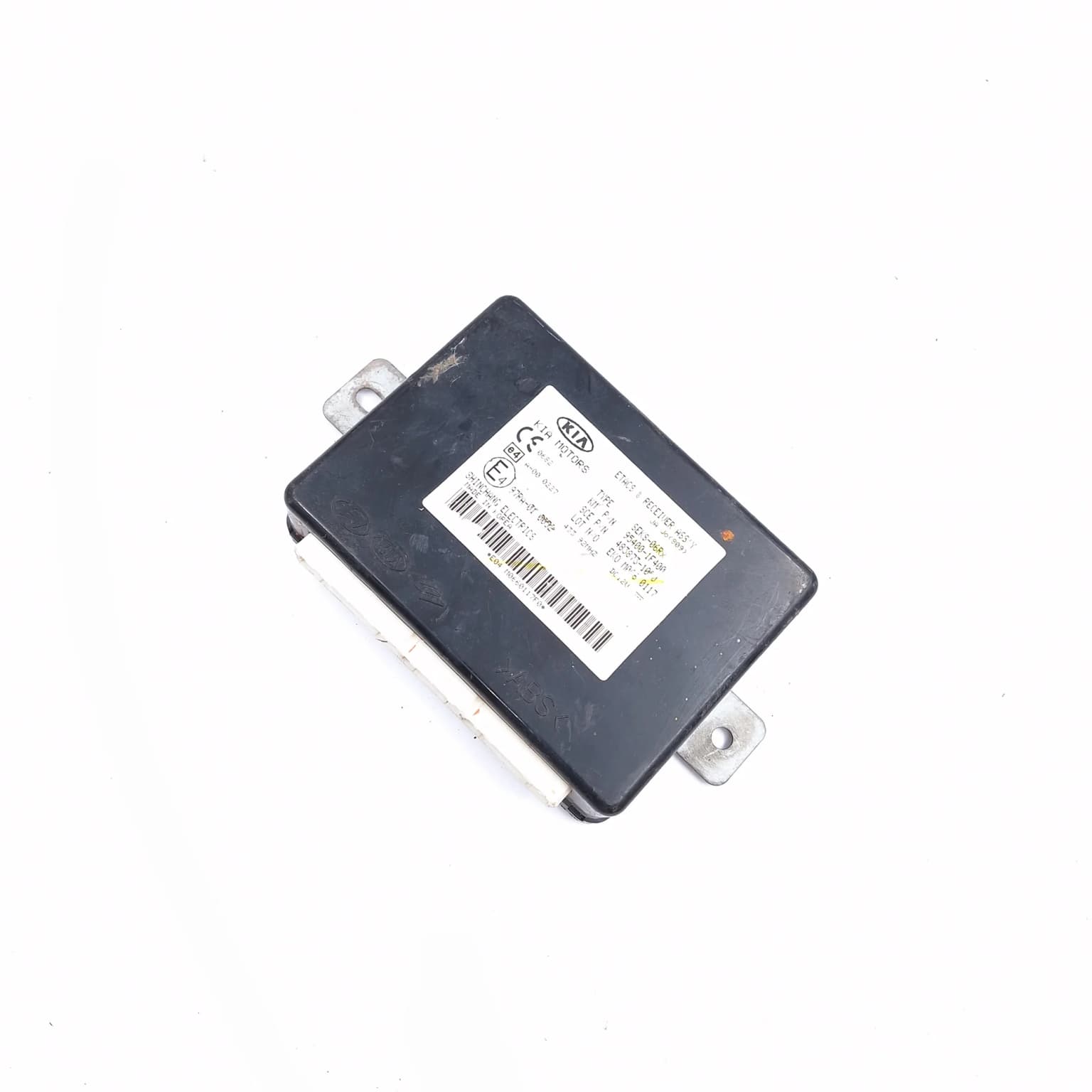 Comfort control module Kia SPORTAGE (K00) 1994–2002 954001F400 – 1