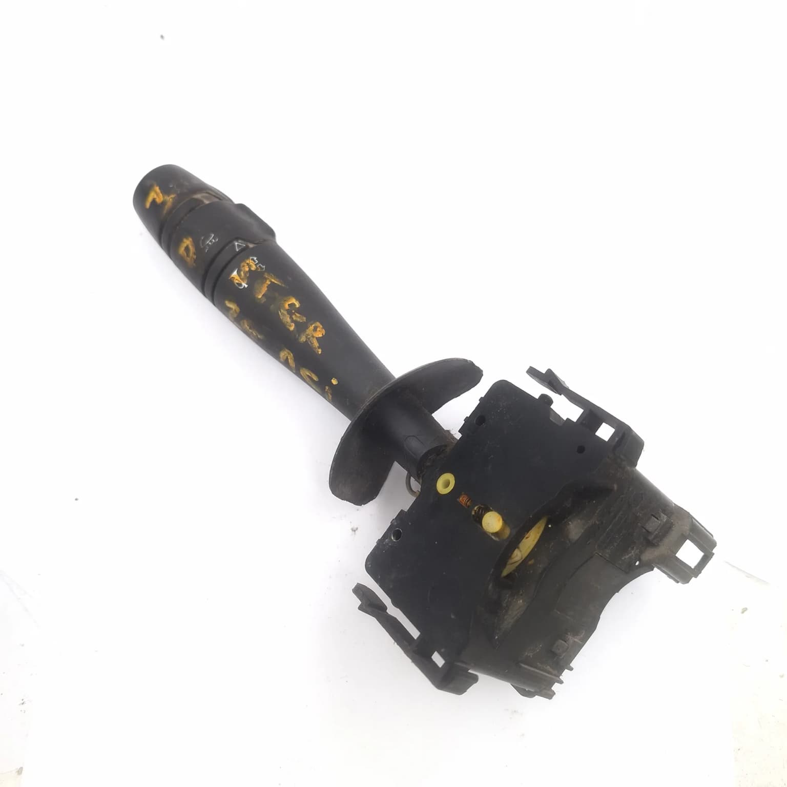 Commodo de clignotant Renault MASTER 2 1998–2010 8200199519 – 1