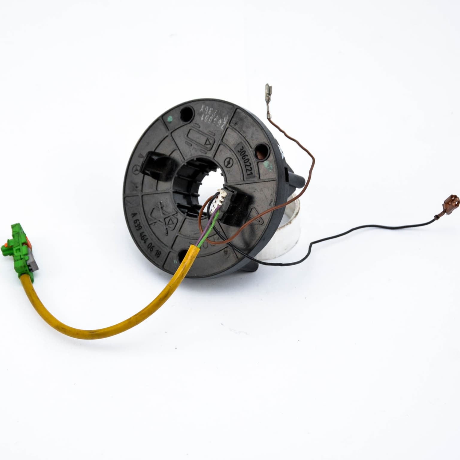 Clock spring Mercedes-Benz VITO / VIANO (W639) 2003–2014 A6394640618 – 1
