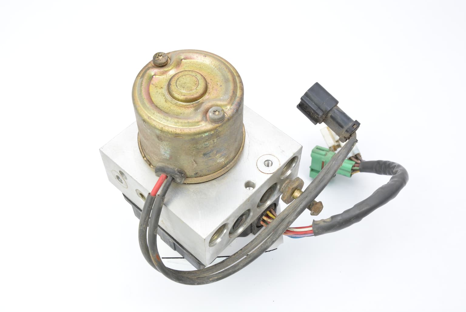 ABS pump Suzuki WAGON R+ (EM) 1997–2000 1.2 4WD 5610075F0 – 1