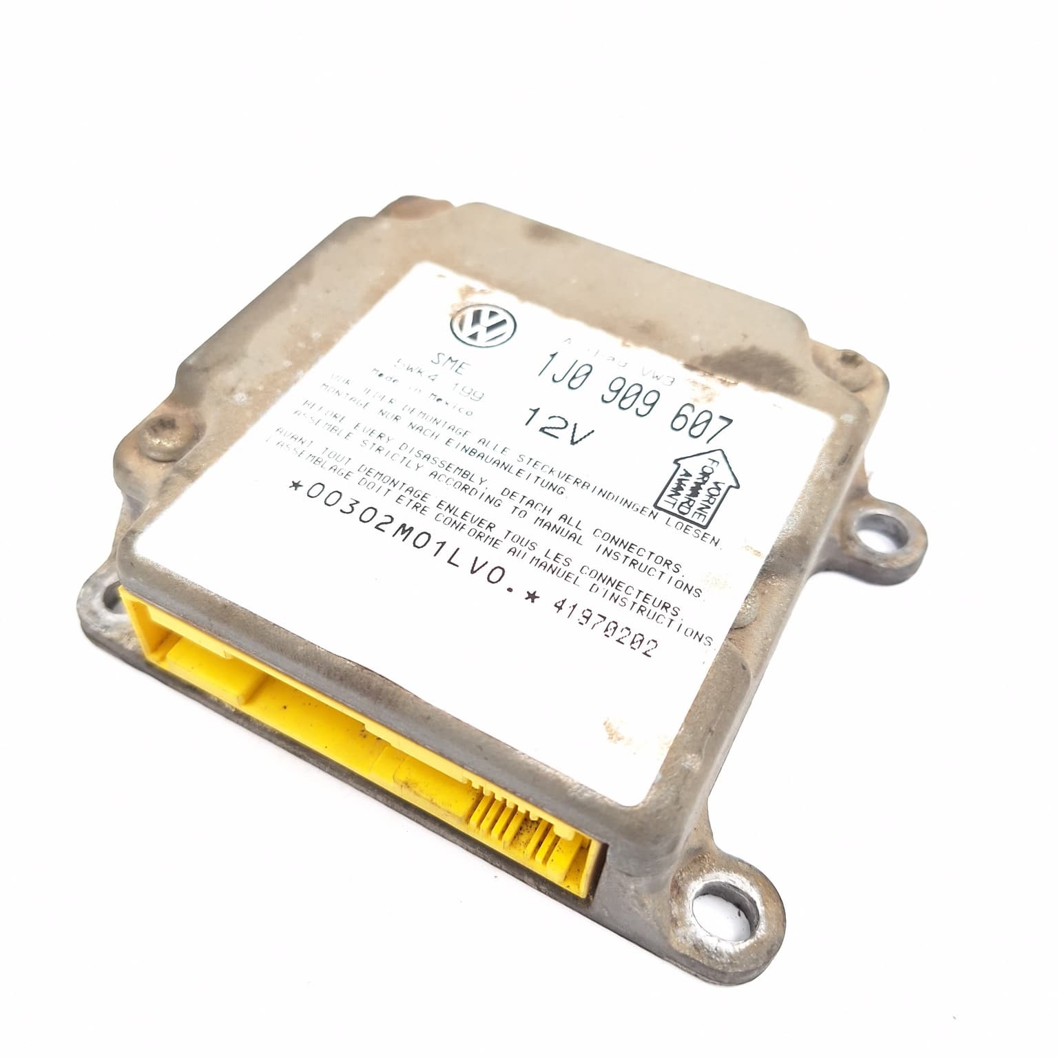 Airbag control module VW PASSAT B5, B5.5 1996–2005 1.9 TDI AHU 1J0909607 – 1