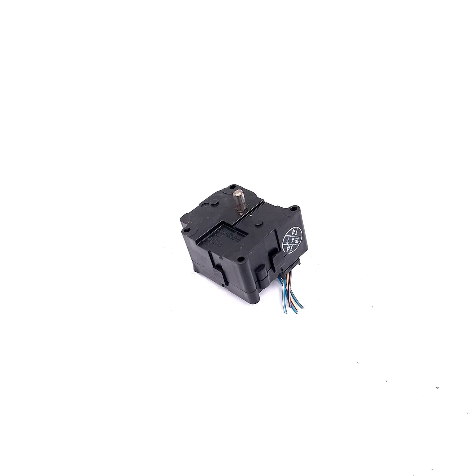 Electronic actuator VW PHAETON (3D) 2002–2016 3D0959311 – 1