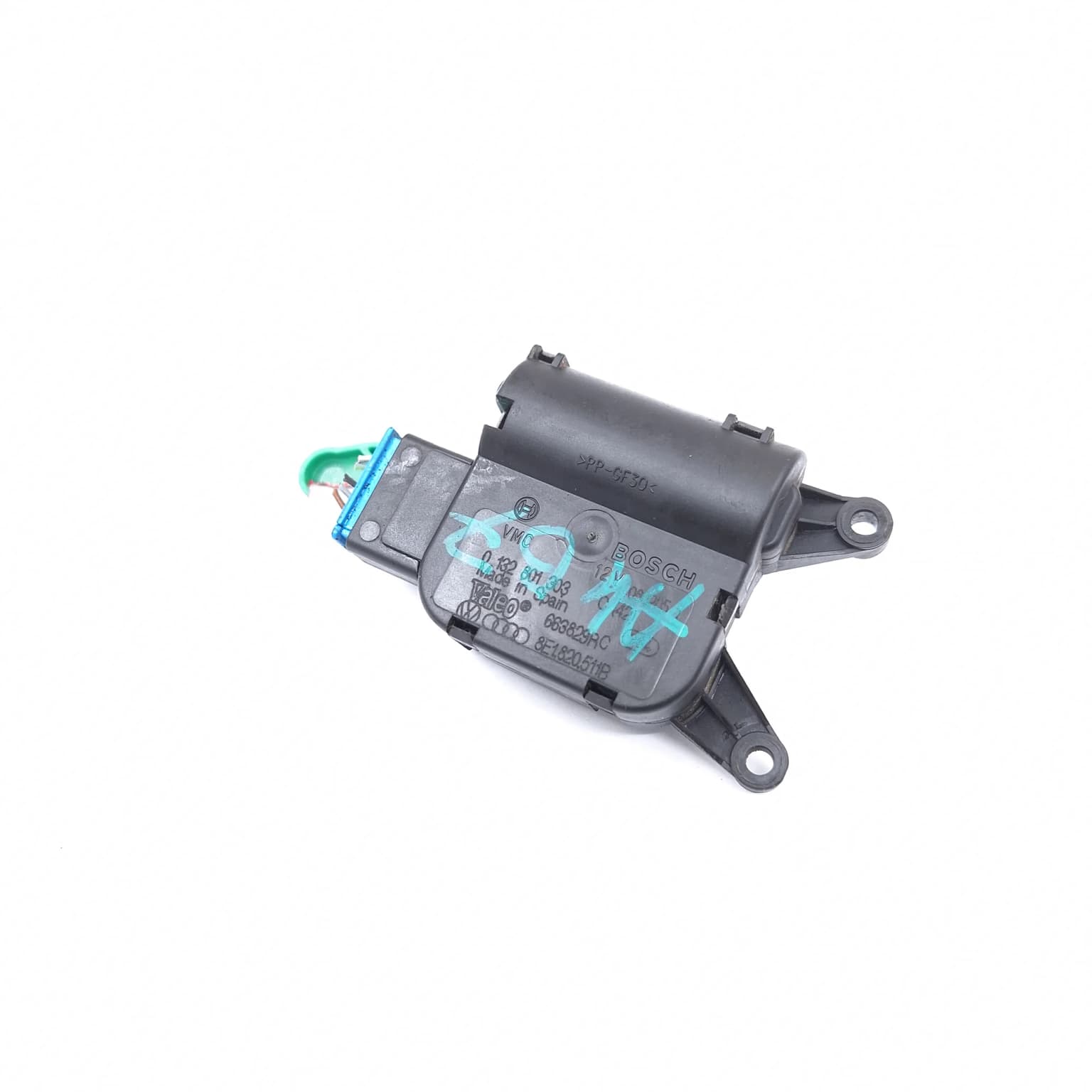 Electronic actuator Audi A4 B7 (8E) 2004–2008 8E1820511B – 1