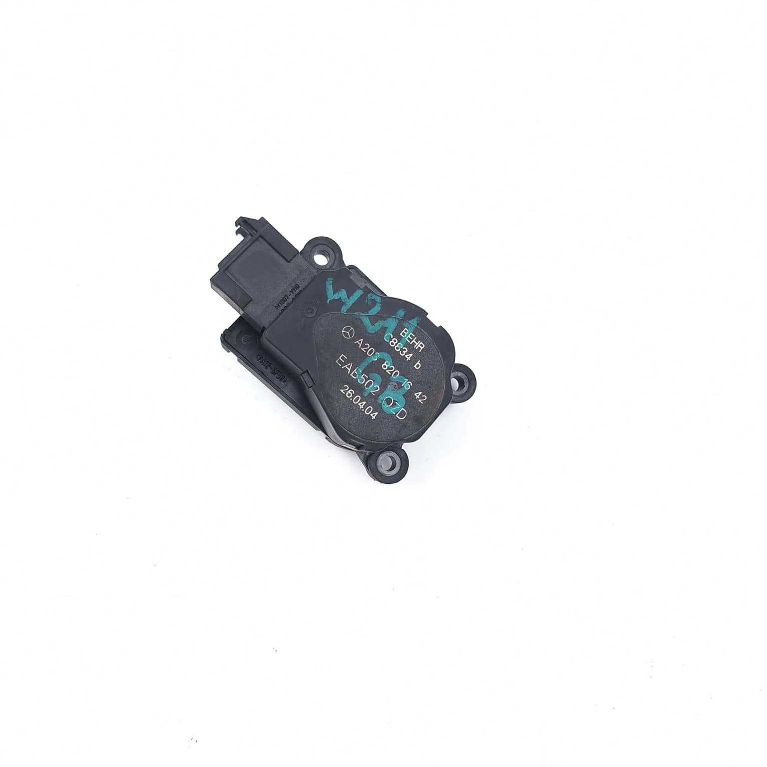 Actionneur électronique Mercedes-Benz E-CLASS (W211) 2002–2009 A2038201642 – 1