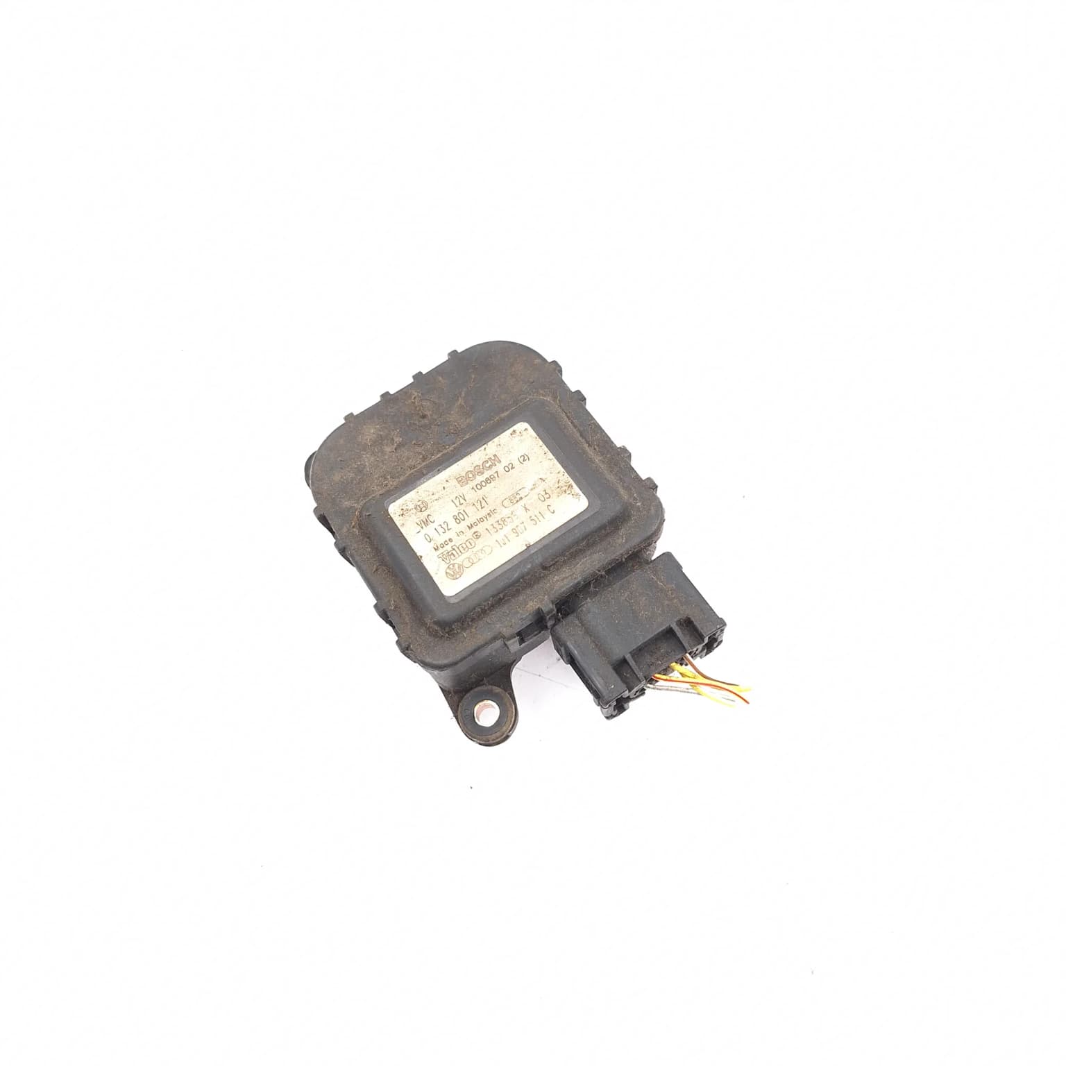 Electronic actuator VW GOLF 4 1997–2004 0132801121 – 1