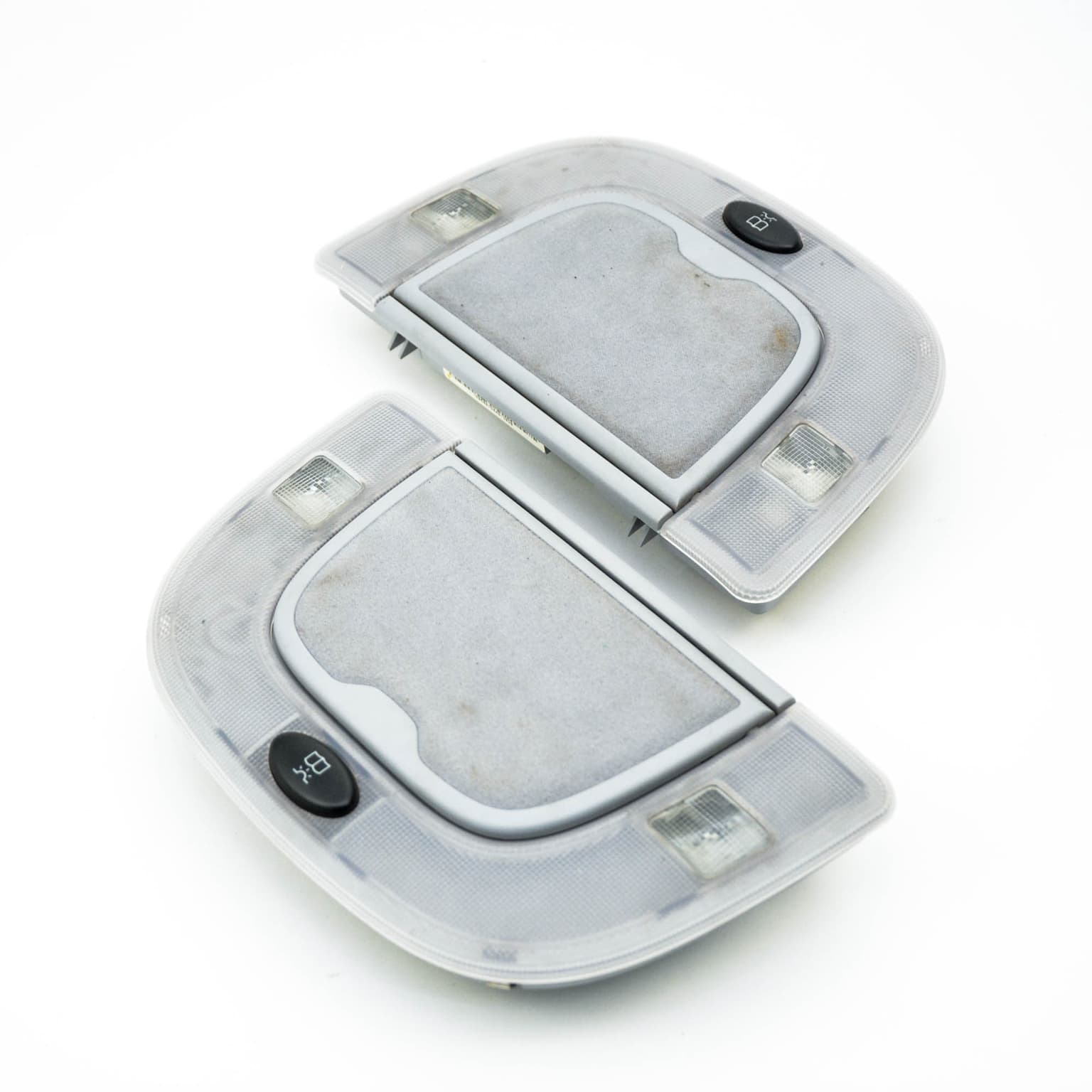 Dome light Mercedes-Benz S-CLASS (W220) 1998–2005 S 430 (220.070, 220.170) M 113.941 A2208200301 – 1