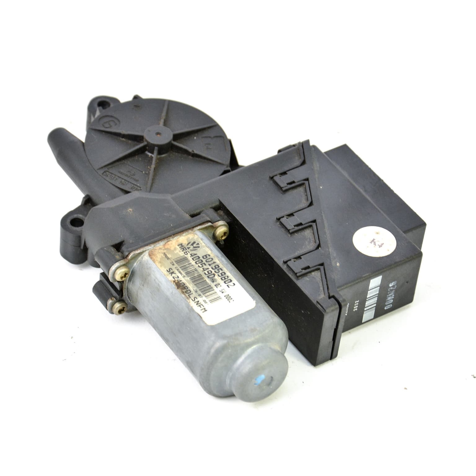 Front right window motor VW POLO (9N, 9N3) 2002–2010 6Q1959802 – 1