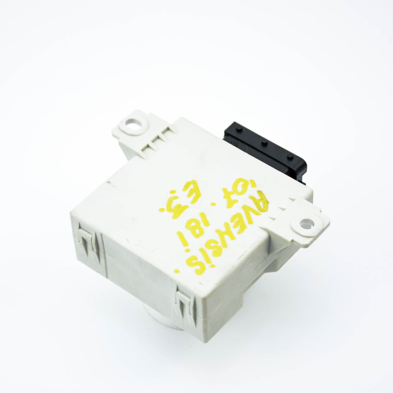 Control unit Toyota AVENSIS (T25) 2003–2008 8594005040 – 1