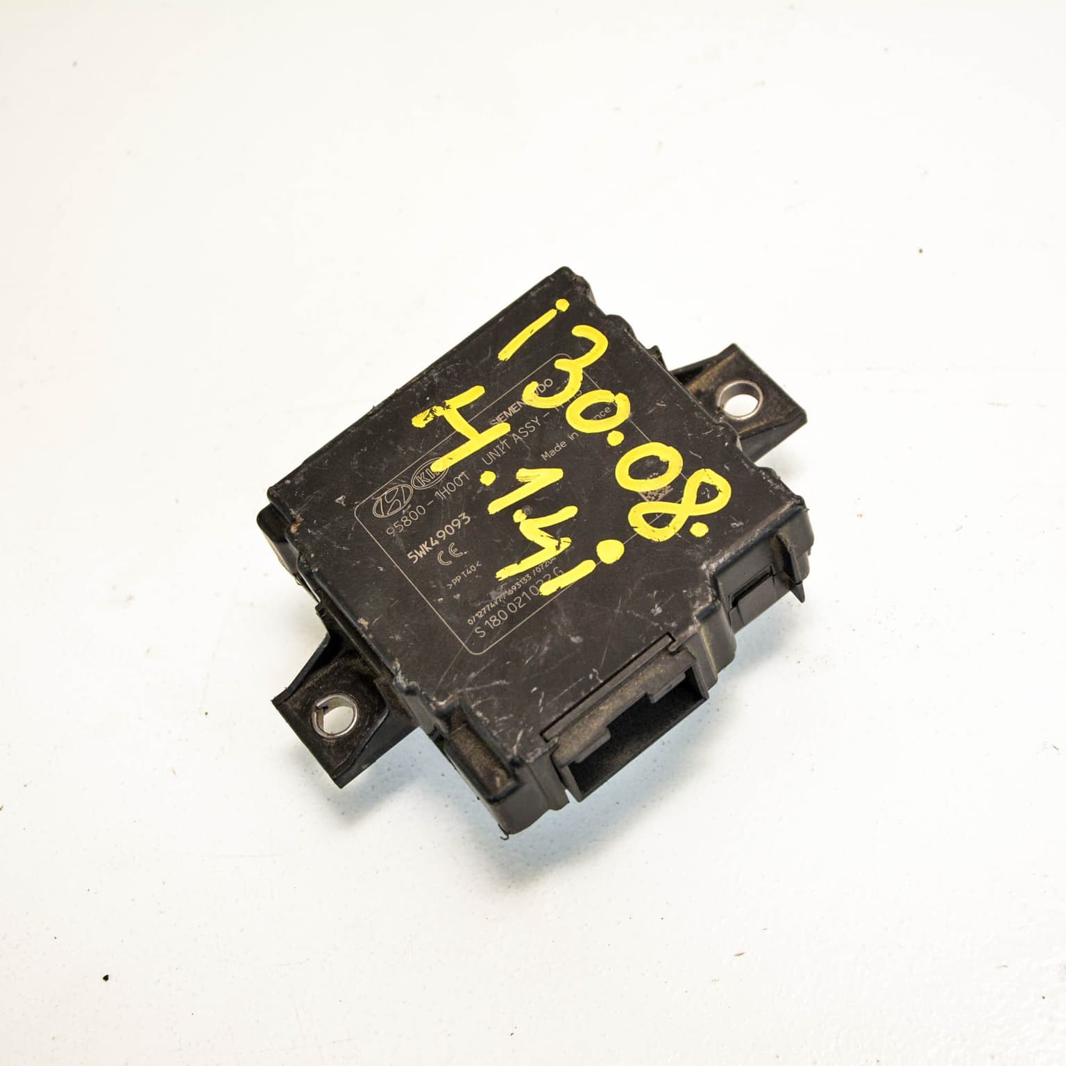 Tire pressure sensor Kia CEED (ED) 2006–2012 958001H001 – 1