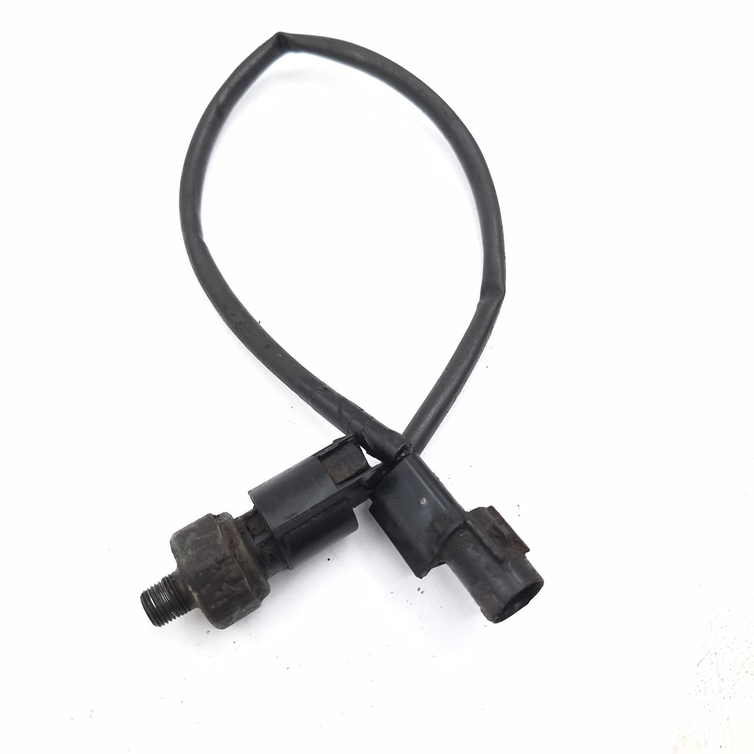 Oil pressure sensor Hyundai TUCSON (JM) 2004–2010 2.0 CRDi D4EA-V – 1