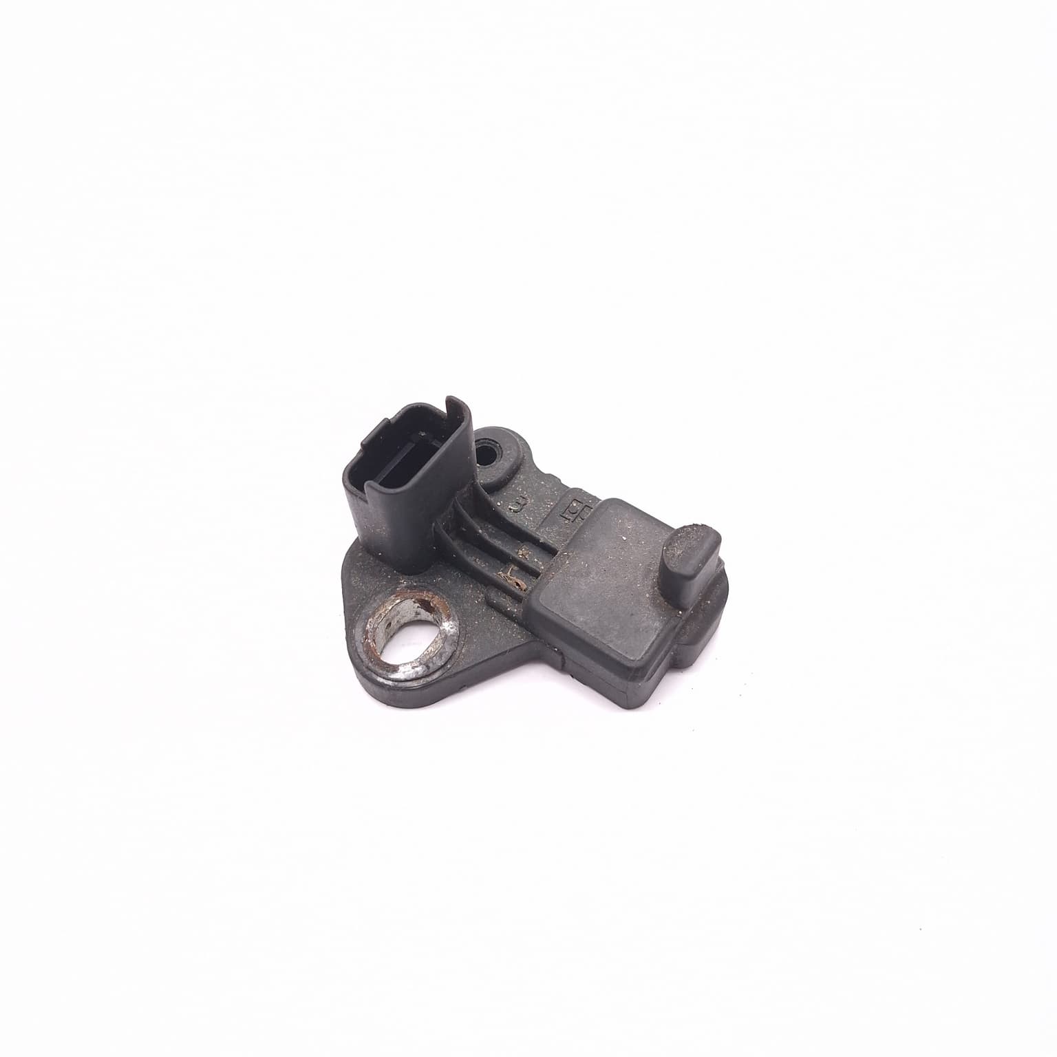 Crankshaft position sensor Peugeot 207 2006–2014 9637466980 – 1