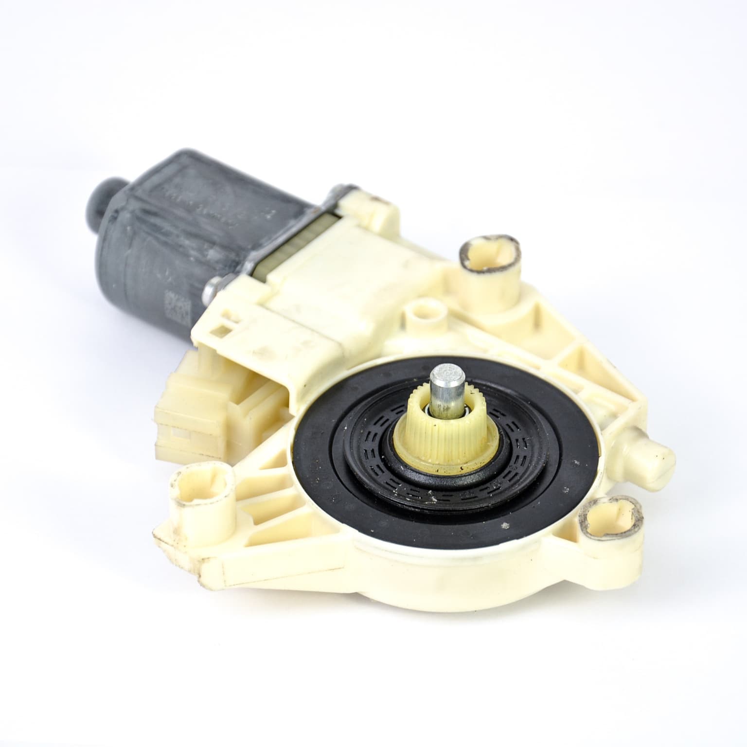 Moteur de lève-vitre avant droit Mercedes-Benz E-CLASS (W212) 2009–2016 E 200 CDI / BlueTEC (212.205, 212.206) OM 651.925 A2048200242 – 1