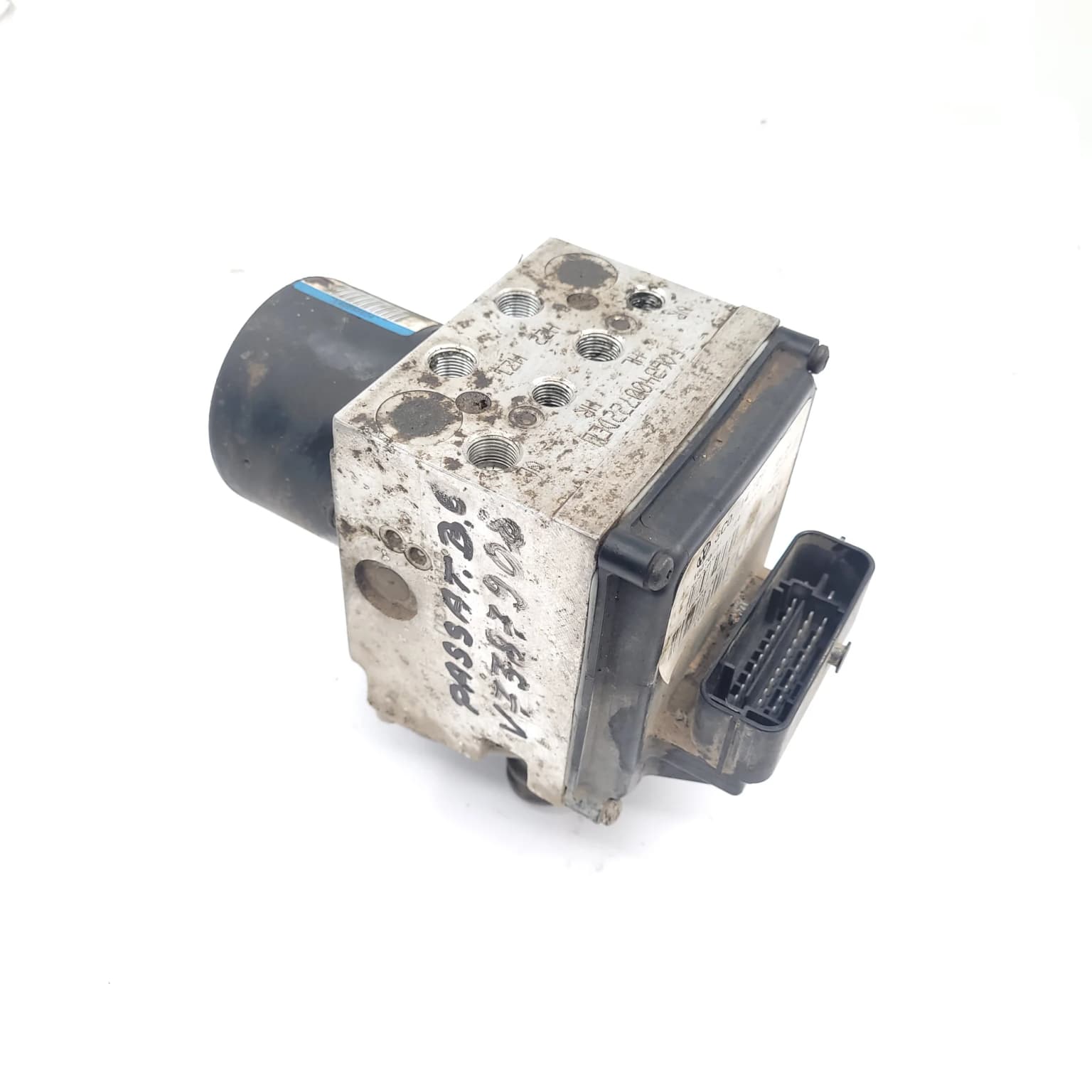 ABS pump VW PASSAT B6 2005–2010 2.0 TDI BMR 3C0614109 – 1