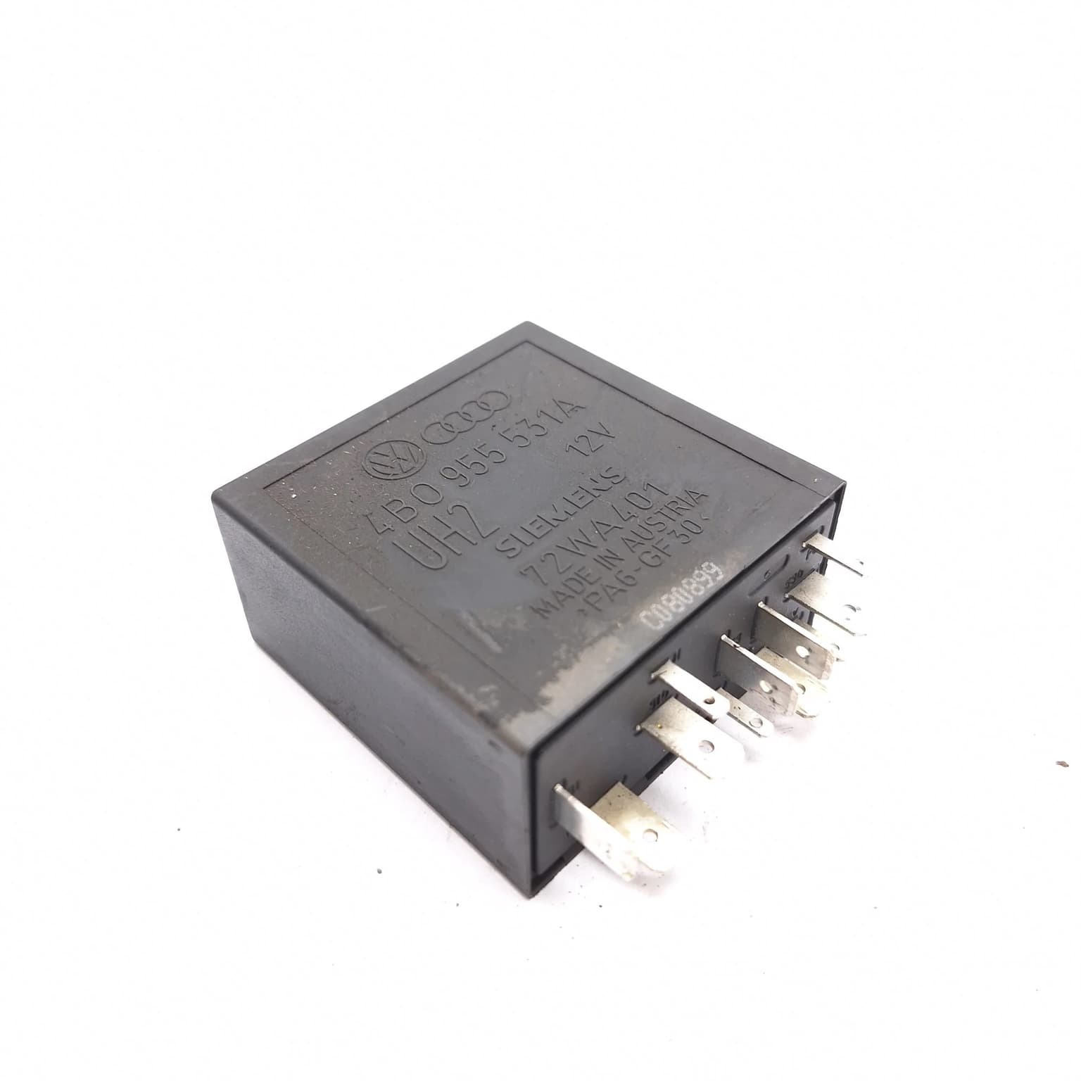 Relais VW PASSAT B5, B5.5 1996–2005 1.9 TDI AVG 4B0955531A – 1