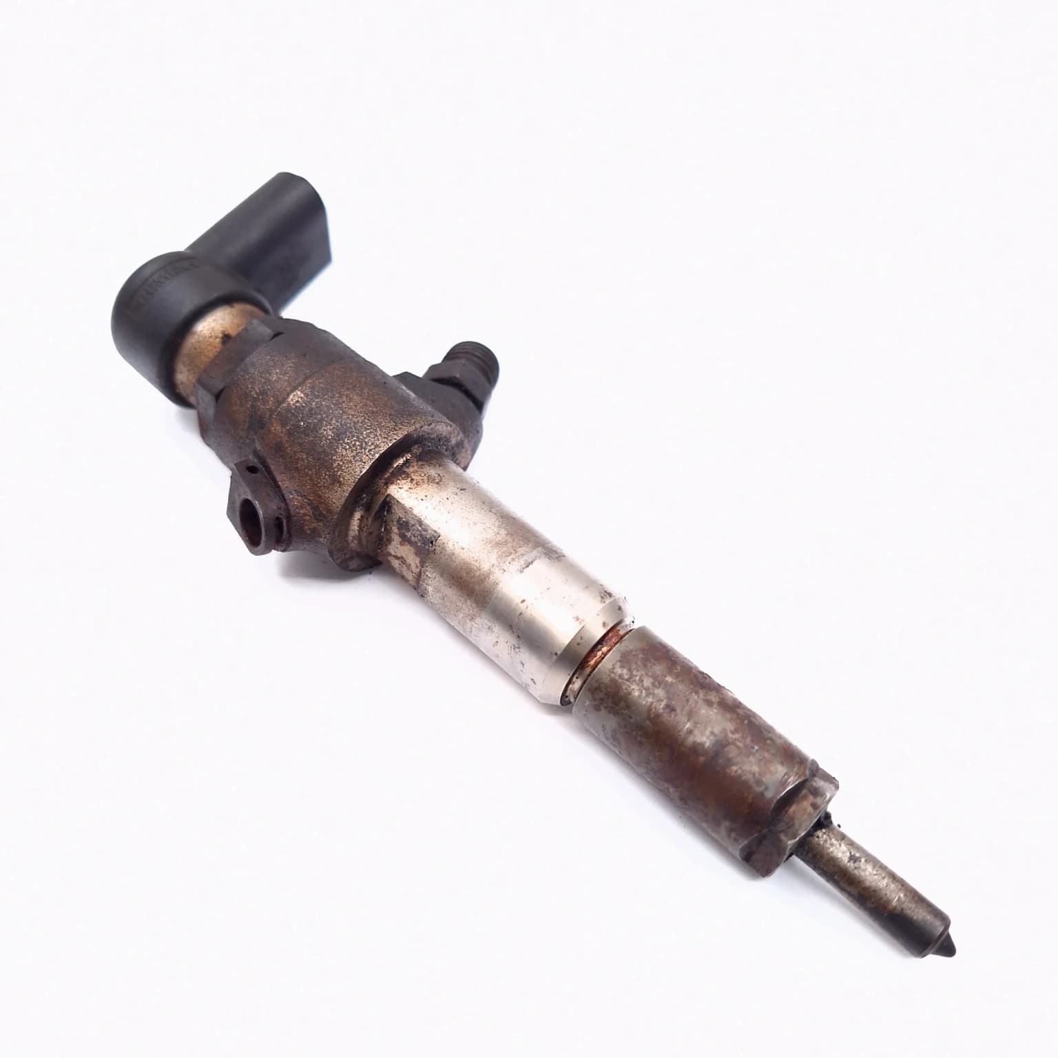 Fuel injector Ford FIESTA Mk 5 2002–2008 1.4 TDCi 9655304330 – 1