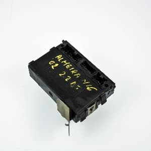 Comfort control module Nissan ALMERA Mk 2 (N16) 2000–2006 2.2 Di YD22DDT 28551BM414