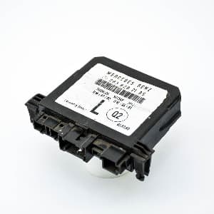 Control unit Mercedes-Benz C-CLASS (W203) 2000–2007 2038202185