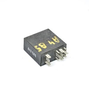 Relay Audi A4 B6 (8E) 2000–2004 8D0907701A