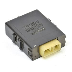Control unit Toyota PREVIA (MCR3, ACR3, CLR3) 2000–2006 8598095702