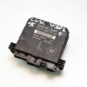 Control unit Mercedes-Benz E-CLASS (W210) 1995–2003 2108207726