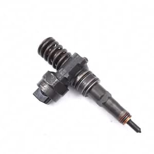 Fuel injector VW BORA (1J) 1998–2005 1.9 TDI 038130073AA