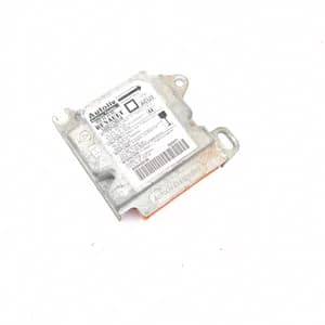 Airbag control module Renault MEGANE 1 1995–2002 600639400