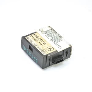 Control unit Mercedes-Benz C-CLASS (W203) 2000–2007 A2038202726